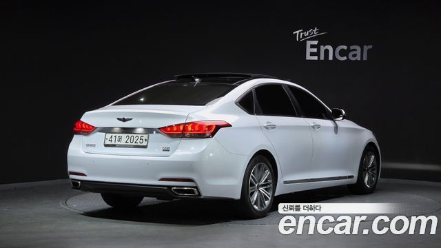 Hyundai Genesis из Кореи Encar