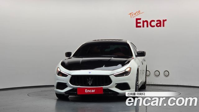 Maserati Ghibli из Кореи Encar