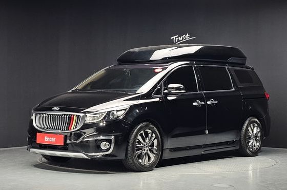 Kia Carnival Gasoline 9-seater Hi-Limousine Noblesse — пробег 66 455 км — фото 1 из 5
