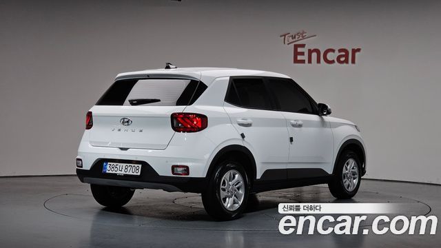 Hyundai Venue из Кореи Encar
