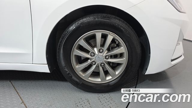 Hyundai AVANTE 1.6 Smart — пробег 91 004 км — фото 5 из 5