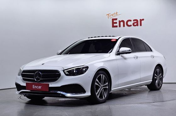 Mercedes-Benz E-Class E350 4MATIC Avantgarde — пробег 95 354 км — фото 1 из 5
