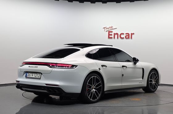 Porsche Panamera 4.0 GTS — пробег 14 333 км — фото 2 из 5