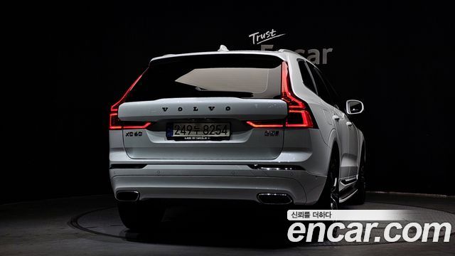 Volvo XC60 B5 Inscription — пробег 49 572 км — фото 4 из 5