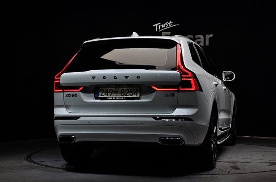 Volvo XC60 B5 Inscription — пробег 49 572 км — фото 4 из 5
