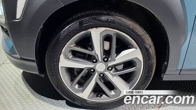 Hyundai Kona из Кореи Encar
