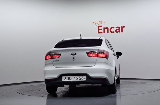 Kia pride 4DR 1.4 MPI Smart — пробег 40 561 км — фото 4 из 5