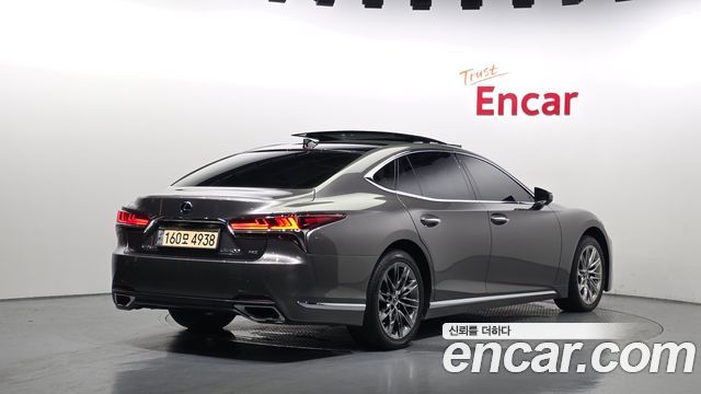Lexus LS из Кореи Encar