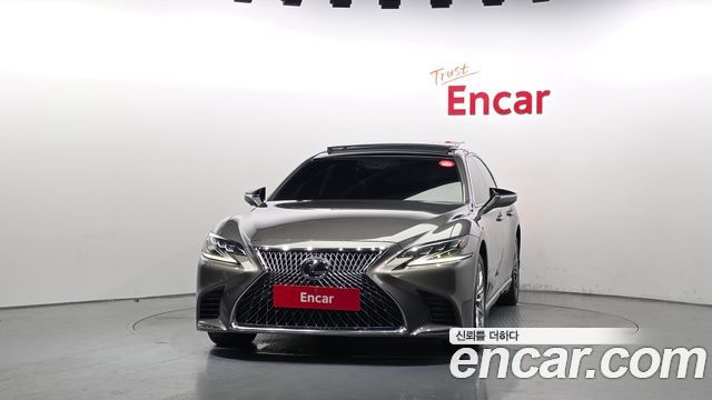 Lexus LS из Кореи Encar