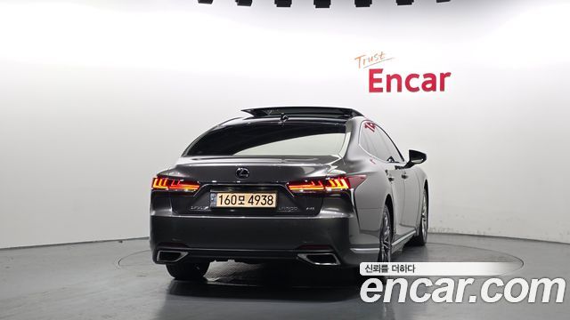 Lexus LS из Кореи Encar