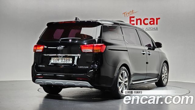 Kia Carnival из Кореи Encar