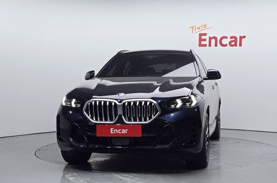 BMW X6 xDrive40i M Sport — пробег 16 027 км — фото 3 из 5