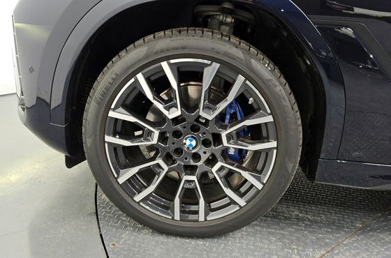 BMW X6 xDrive40i M Sport — пробег 16 027 км — фото 5 из 5