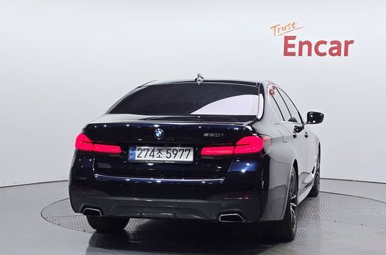 BMW 5-Series 520i M Sport — пробег 57 279 км — фото 4 из 5