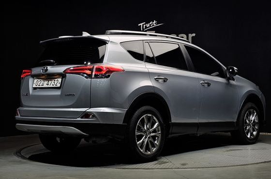 Toyota RAV4 2.5 2WD 4th — пробег 74 860 км — фото 2 из 5