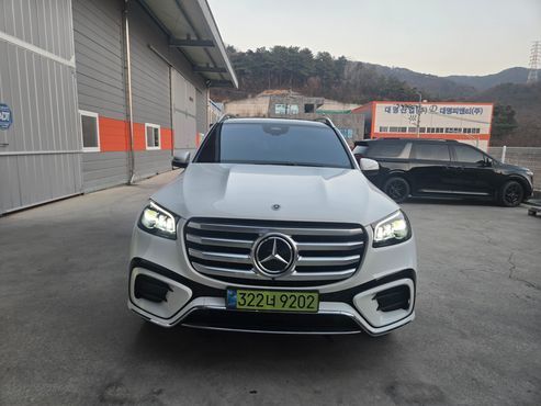 Mercedes-Benz GLS-Class GLS450d 4MATIC — пробег 21 000 км — фото 1 из 5
