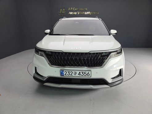 Kia Carnival 9-Seater Prestige — пробег 67 946 км — фото 1 из 5