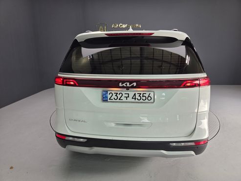 Kia Carnival 9-Seater Prestige — пробег 67 946 км — фото 4 из 5