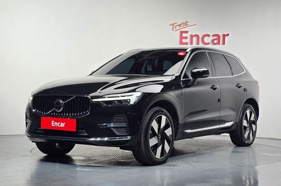 Volvo XC60 T8 Ultra Bright — пробег 8 012 км — фото 1 из 5