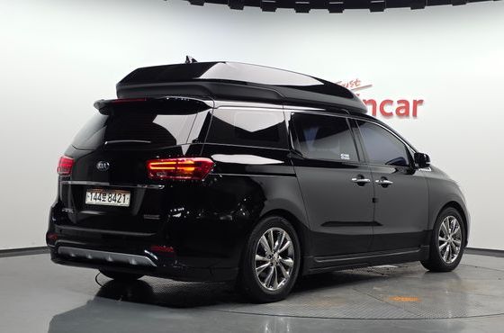 Kia Carnival 9-Seater Hi-Limousine Prestige — пробег 152 691 км — фото 2 из 5