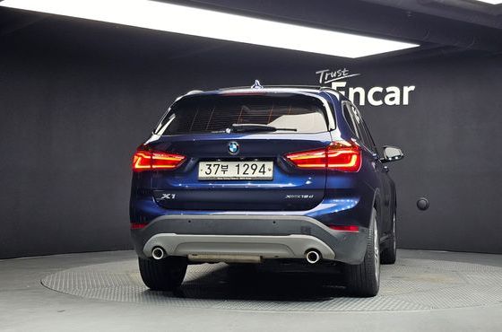BMW X1 xDrive 18d Joy — пробег 135 868 км — фото 4 из 5