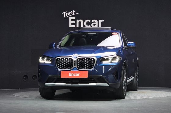 BMW X4 xDrive20i xLine — пробег 27 484 км — фото 3 из 5