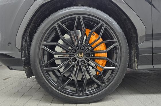 Lamborghini Urus 4.0 V8 SE — пробег 446 км — фото 5 из 5