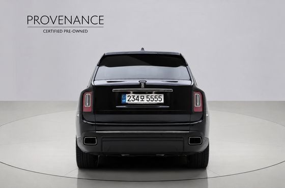 Rolls-Royce Cullinan 6.7 V12 Black Badge — пробег 4 980 км — фото 4 из 5
