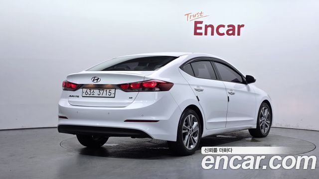 Hyundai AVANTE из Кореи Encar