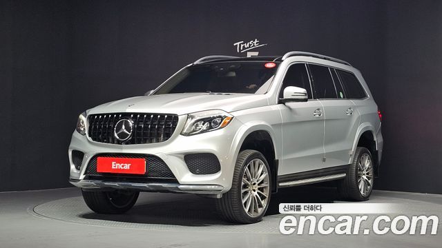 Mercedes-Benz GLS-Class GLS500 4MATIC — пробег 107 521 км — фото 1 из 5