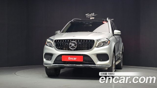 Mercedes-Benz GLS-Class GLS500 4MATIC — пробег 107 521 км — фото 3 из 5
