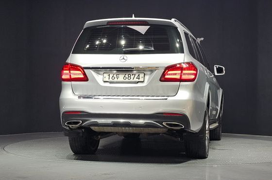 Mercedes-Benz GLS-Class GLS500 4MATIC — пробег 107 521 км — фото 4 из 5