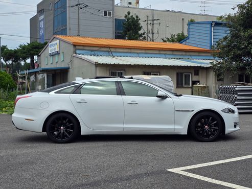 Jaguar XJ 3.0D Premium Luxury LWB X351 — пробег 147 000 км — фото 4 из 5