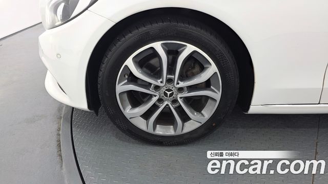 Mercedes-Benz C-Class из Кореи Encar