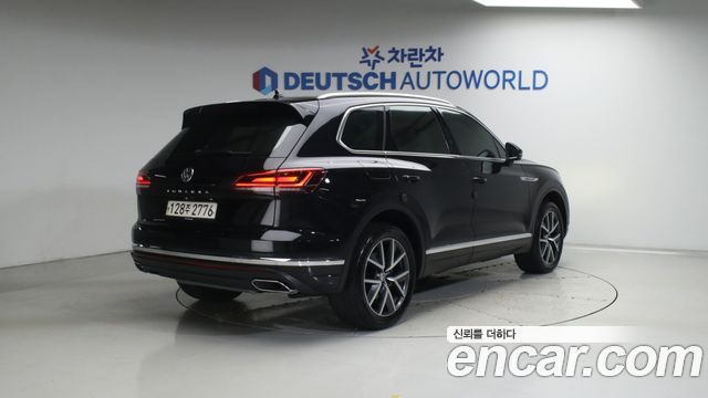 Volkswagen Touareg 3.0 TDI Prestige — пробег 138 829 км — фото 2 из 5