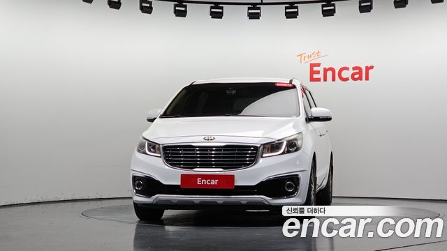 Kia Carnival из Кореи Encar