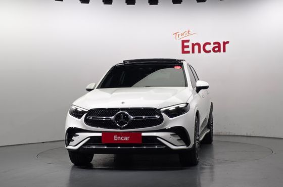 Mercedes-Benz GLC-Class GLC300 4MATIC Coupe — пробег 15 570 км — фото 3 из 5