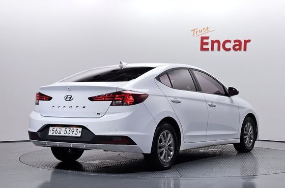 Hyundai AVANTE 1.6 Smart — пробег 135 502 км — фото 2 из 5