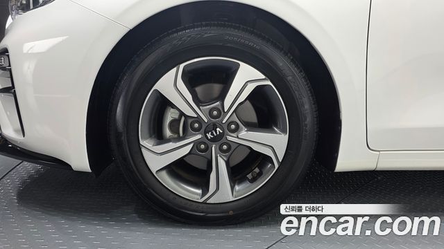 Kia K3 из Кореи Encar