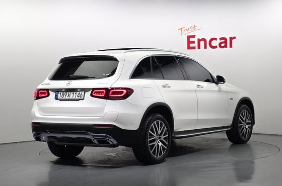 Mercedes-Benz GLC-Class GLC300e 4MATIC — пробег 32 657 км — фото 2 из 5