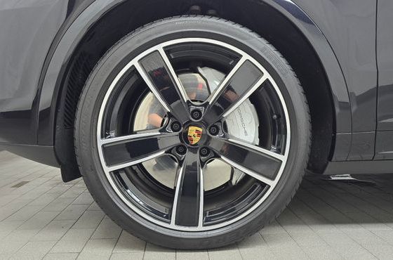 Porsche Cayenne 4.0 Turbo Coupe — пробег 9 489 км — фото 5 из 5