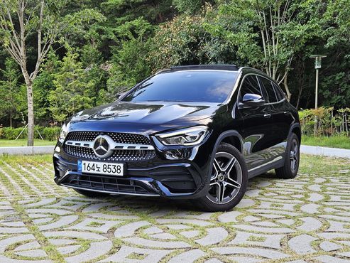 Mercedes-Benz GLA-Class GLA250 4MATIC — пробег 27 383 км — фото 2 из 5