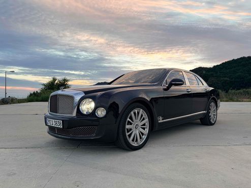 Bentley Mulsanne 6.8 — пробег 113 000 км — фото 2 из 5
