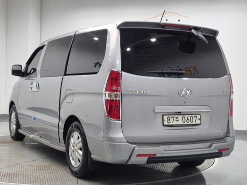 Hyundai Starex Van 5-Seater Modern — пробег 115 696 км — фото 2 из 5