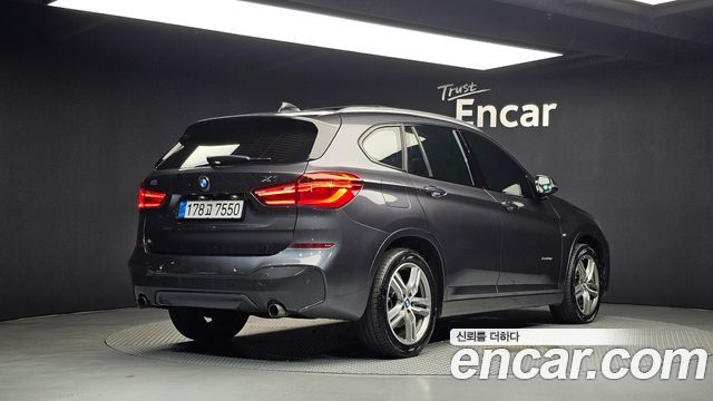 BMW X1 xDrive 20d M Sport package — пробег 164 475 км — фото 2 из 5