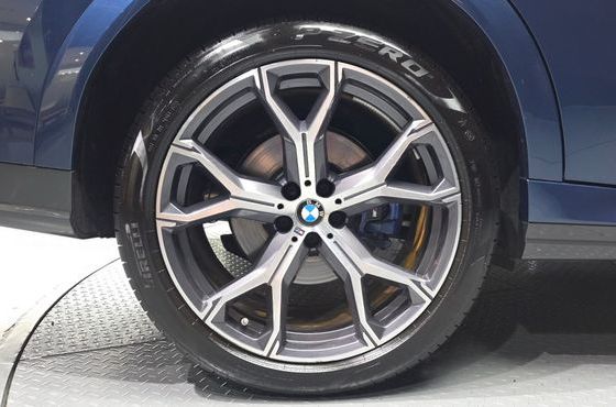BMW X6 xDrive40i M Sport — пробег 64 302 км — фото 5 из 5