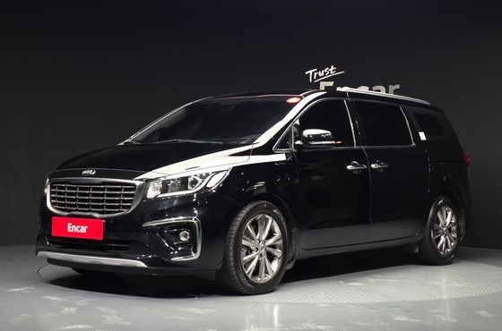 Kia Carnival 9-Seater Prstige — пробег 89 694 км — фото 1 из 5