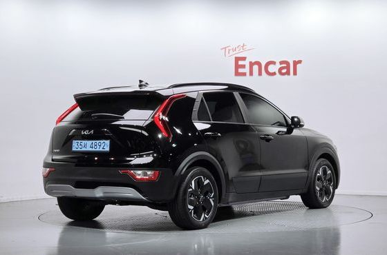 Kia Niro Air — пробег 10 073 км — фото 2 из 5