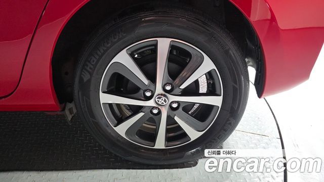 Toyota Prius 1.5 — пробег 117 662 км — фото 5 из 5