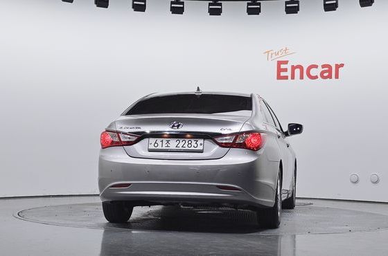 Hyundai Sonata CVVL Luxury — пробег 104 973 км — фото 4 из 5